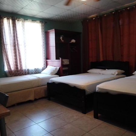 Hostel Guayacan Puerto Armuelles Kültér fotó