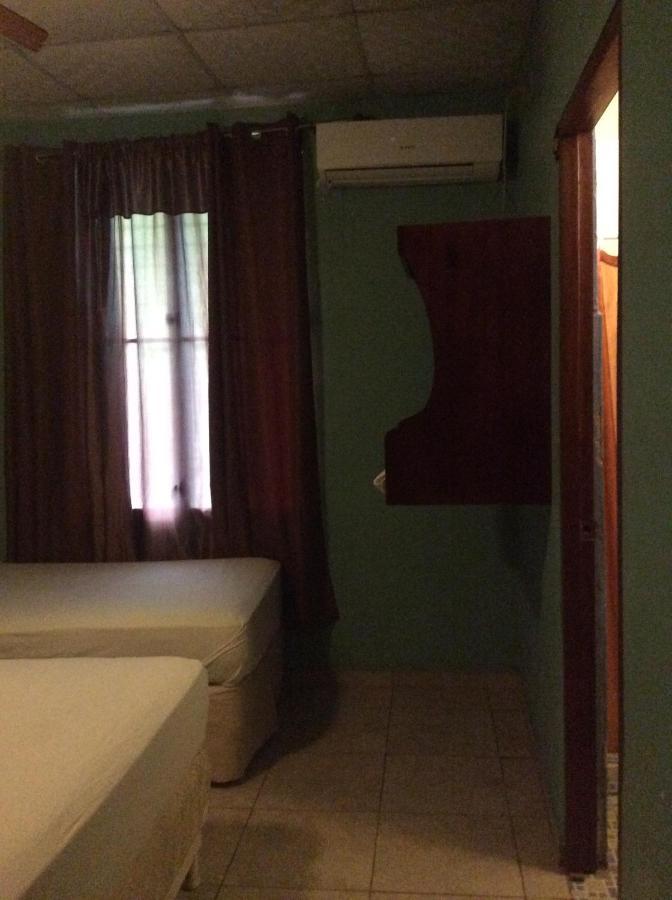 Hostel Guayacan Puerto Armuelles Kültér fotó